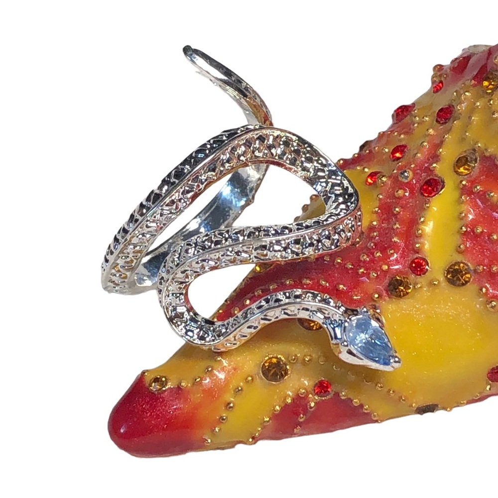 Cute blue and silver SNAKE ring with GEM eyes-fashion